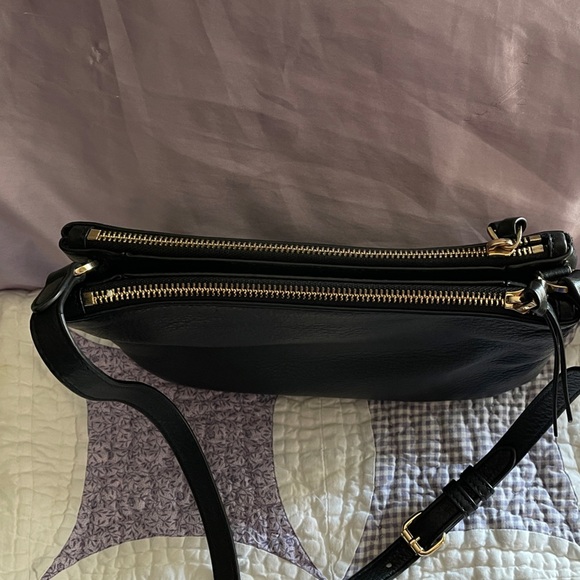 Vince Camuto Black Leather Crossbody 2 Pockets with separate zips - Picture 3 of 5